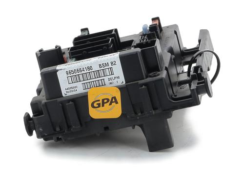 Used Fuse box PEUGEOT 307 (3A/C) 2.0 HDi 90 (90 hp) 27908941