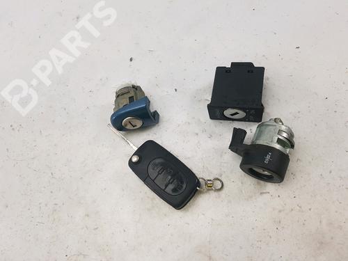 Used Ignition barrel Ignition barrel AUDI A2 (8Z0) 1.4 TDI (75 hp) 10706337 10706337