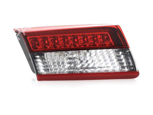 Farolim esquerdo da mala Farolim esquerdo da mala RENAULT LAGUNA III (BT0/1) 1.5 dCi (BT00, BT0A, BT0T, BT1J) (110 hp) 33745530 33745530