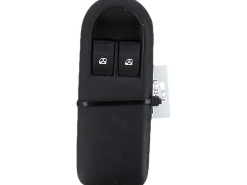 Comutador vidro frente esquerdo Comutador vidro frente esquerdo RENAULT MEGANE II (BM0/1_, CM0/1_) [2001-2012] 35940778 35940778