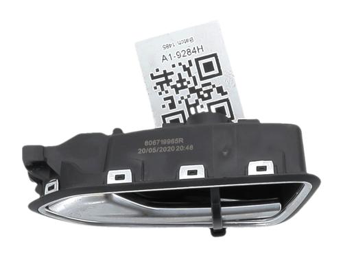front-left-interior-door-handle-renault-captur-ii-hf_-2020-36691875 main image