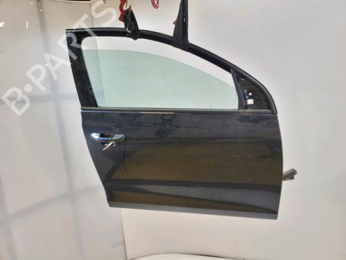 Used Right front door VW GOLF VI (5K1) 1.6 TDI (105 hp) 29416921