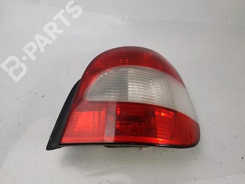 Used Right taillight RENAULT SCÉNIC I MPV (JA0/1_, FA0_) 1.9 dCi RX4 (102 hp) 10676748