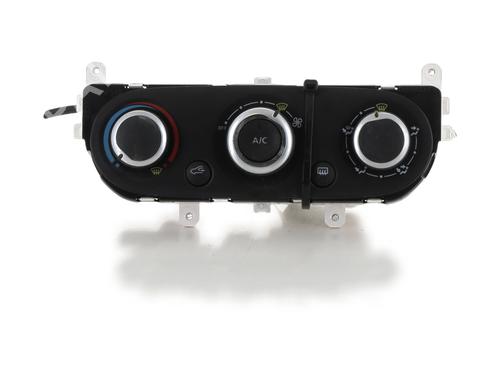 Used Climate control RENAULT CLIO IV (BH_) 0.9 TCe 90 (BHNF, BHMA, BHMH, BHJK, BHJR) (90 hp) 28505997