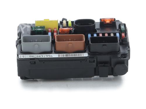 fuse-box-citroen-c3-ii-sc_-2009-31797319 main image