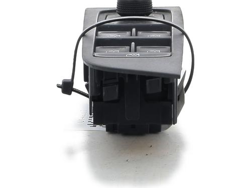 Left front window switch SKODA KAMIQ (NW4) 1.6 TDI | BP33280484I27 - Image 2