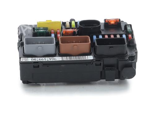 Used Fuse box PEUGEOT 207 (WA_, WC_) 1.4 HDi (68 hp) 32512787