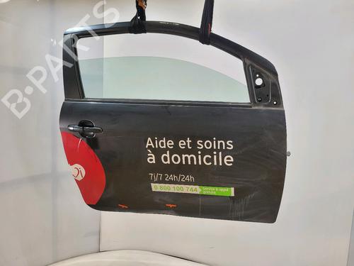 Portier rechts voor TOYOTA AYGO (_B4_) 1.0 (KGB40) (69 hp) 29702166