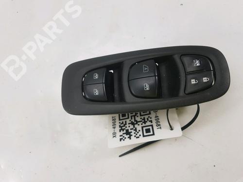 Used Switch Switch PEUGEOT 206+ (2L_, 2M_) 1.1 (60 hp) 11121947 11121947