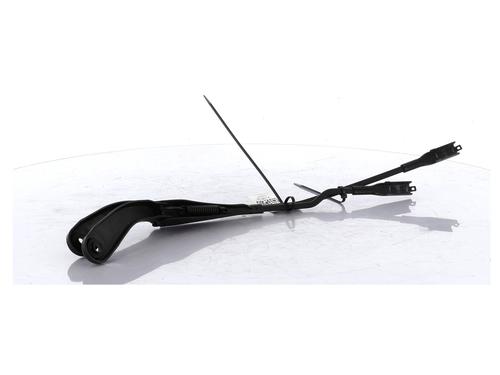Used Front windshield wiper arm BMW 1 (F21) M 135 i (320 hp) 27901643