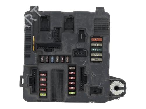 Fuse box RENAULT SCÉNIC II (JM0/1_) 1.9 dCi (JM0G, JM12, JM1G, JM2C) | BP31285044E1