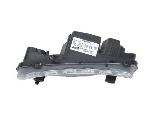 Venstre positionslygte CITROËN DS3 (SA_) 1.6 THP 155 (156 hp) 30165564