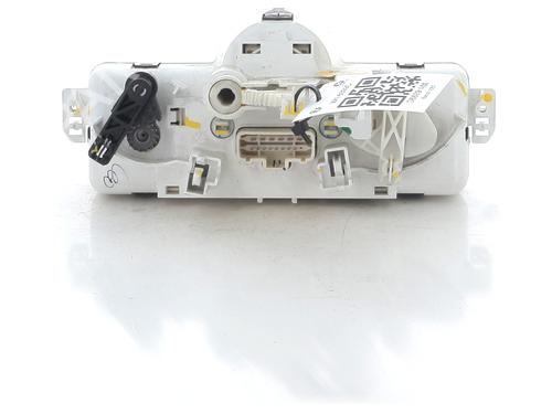 Climate control RENAULT CLIO III (BR0/1, CR0/1) 1.5 dCi | BP32278823I5