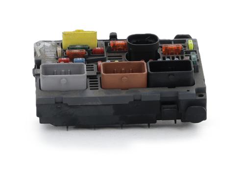 Used Fuse box Fuse box PEUGEOT 3008 I MPV (0U_) 1.6 HDi (109 hp) 36373360 36373360