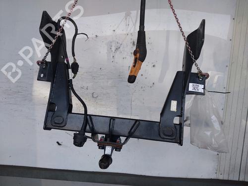 Used Tow ball/Mechanism Tow ball/Mechanism 37657654 37657654