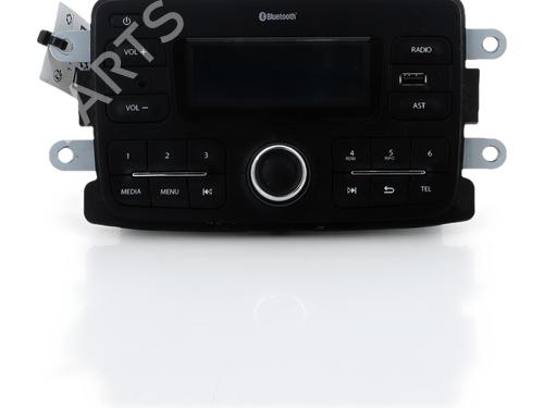 Used Radio Radio DACIA DUSTER (HM_) 1.5 dCi 115 (HMAD) (116 hp) 34642876 34642876