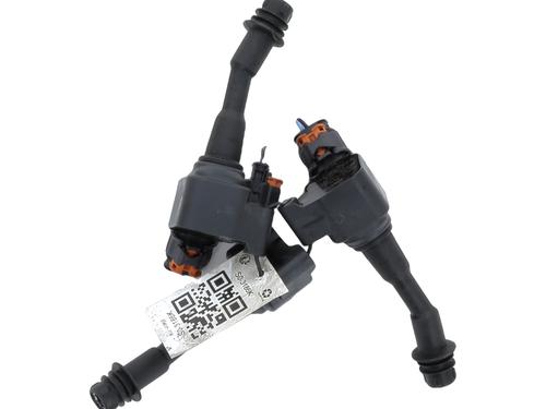 Used Ignition coil PEUGEOT 308 III (FB_, FH_, FP_, F3_, FM_) Hybrid 136 (FPHPYC) (136 hp) 28834500