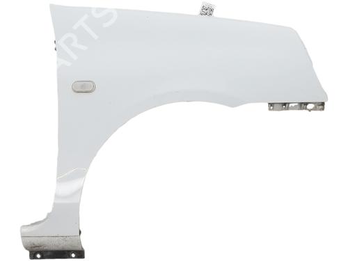 Used Right front fenders Right front fenders 39160713 39160713