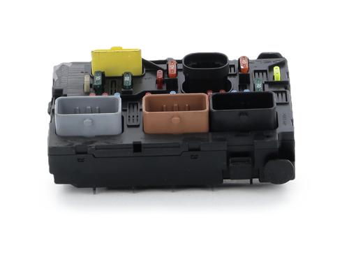 Used Fuse box Fuse box 37086675 37086675