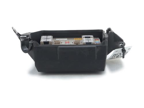 Used Fuse box RENAULT CLIO III (BR0/1, CR0/1) 1.5 dCi (C/BR0G, C/BR1G) (68 hp) 32006369