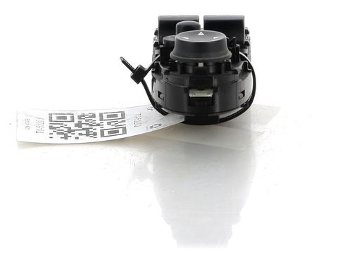 Left front window switch BMW 1 (E81) 116 i | BP18860834I27