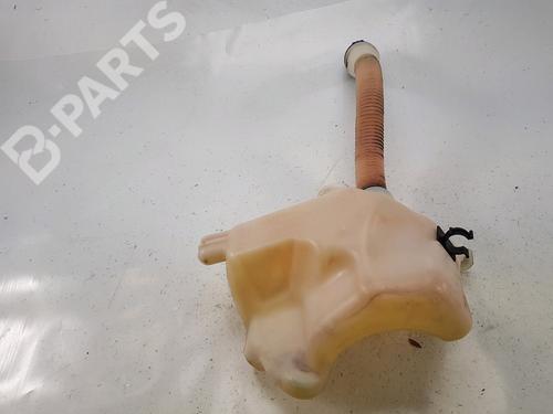 Used Windscreen washer tank Windscreen washer tank PEUGEOT PARTNER Box Body/MPV 1.6 HDi (90 hp) 10715497 10715497