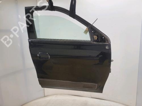 Dør højre fortil Dør højre fortil RENAULT TWINGO III (BCM_, BCA_) 1.0 SCe 70 (71 hp) 34261871 34261871