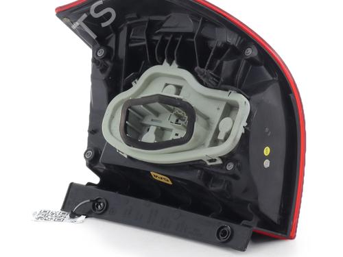 Left taillight SKODA YETI (5L) 2.0 TDI 4x4 | BP35941030C34 - Image 4
