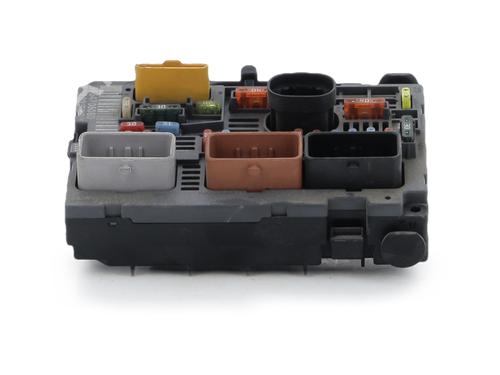 Used Fuse box Fuse box PEUGEOT EXPERT Van (VF3A_, VF3U_, VF3X_) 1.6 HDi 90 16V (90 hp) 36211826 36211826