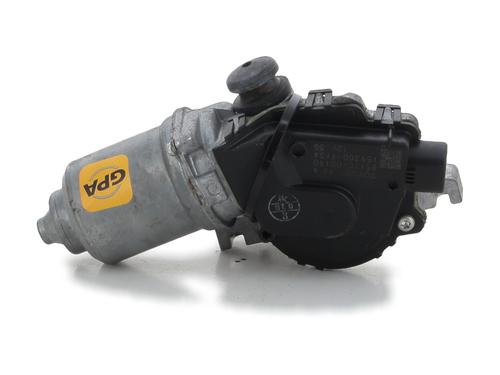 Used Front wiper motor TOYOTA YARIS (_P13_) 1.5 Hybrid (NHP130_, NHP130) (101 hp) 25345224