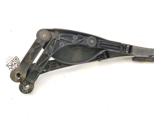 Front windshield wiper arm BMW 5 (E39) 530 d | BP27910862C143 