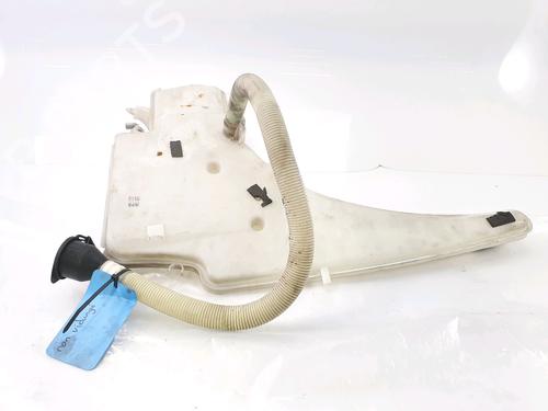 Used Windscreen washer tank BMW 1 (E87) 120 i (150 hp) 26609775