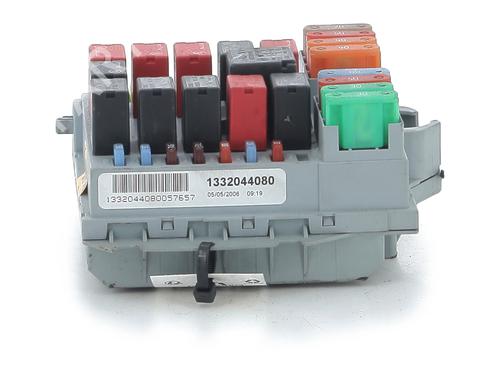 Caja reles / fusibles CITROËN JUMPER I Van (244) 2.2 HDi (101 hp) 31152722