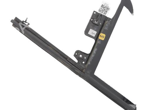 front-left-quarter-glass-peugeot-407-coupe-6c_-2005-31876418 main image