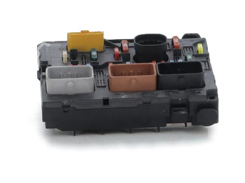 Used Fuse box PEUGEOT 207 (WA_, WC_) 1.4 16V (95 hp) 30503133