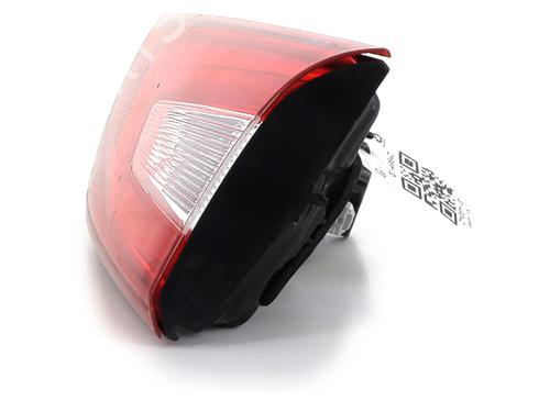 Piloto derecho del maletero NISSAN QASHQAI II (J11, J11_) 1.6 dCi ALL MODE 4x4-i | BP30607755C80 