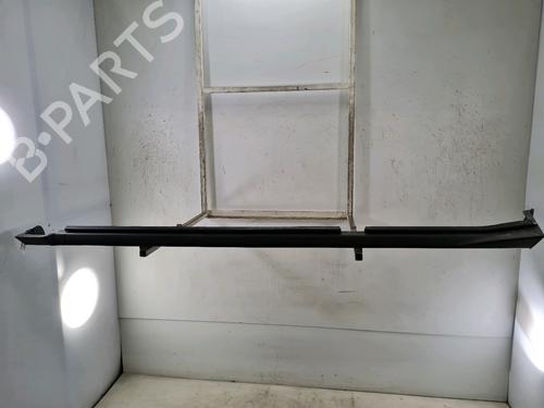 Used Left sideskirt HUMMER HUMMER H3 3.5 (220 hp) 25830954