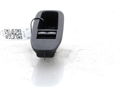 Left front window switch PEUGEOT 208 I (CA_, CC_) 1.0 VTi | BP18067951I27