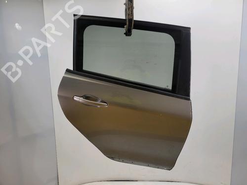 Dør høyre bak PEUGEOT 2008 I (CU_) 1.2 VTi (82 hp) 31304528