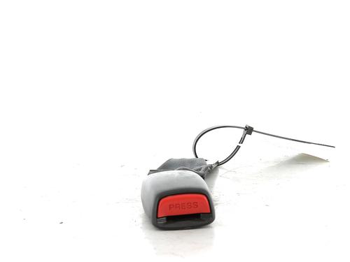 Used Seat buckle TOYOTA YARIS (_P1_) 1.5 (NCP13_, NCP13R) (106 hp) 27916563