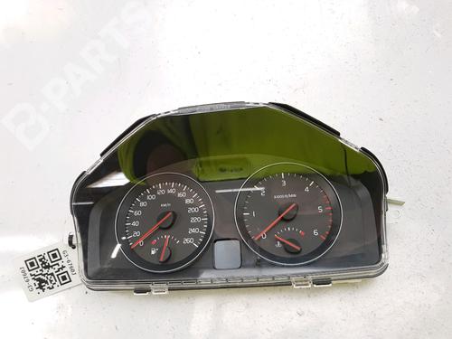 Used Instrument cluster Instrument cluster VOLVO C30 (533) 1.6 D (109 hp) 10447808 10447808