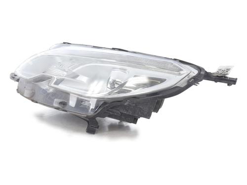 Faro anteriore sinistro Faro anteriore sinistro PEUGEOT 2008 I (CU_) 1.6 VTi (120 hp) 34147556 34147556
