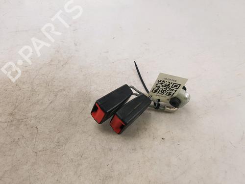 Used Seat buckle VW PASSAT B6 Variant (3C5) 2.0 TDI (140 hp) 27916643