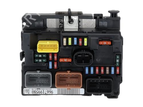Fuse box CITROËN C3 Picasso (SH_) 1.4 VTi 95 (SH8FSC, SH8FP0, SH8FP6) | BP40071237E1 - Image 2
