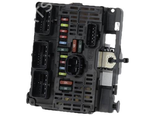 Fuse box CITROËN C4 I (LC_) 1.6 HDi | BP37532525E1 - Image 2