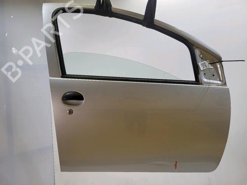 Used Right front door Right front door PEUGEOT 107 (PM_, PN_) 1.0 (68 hp) 40058306 40058306