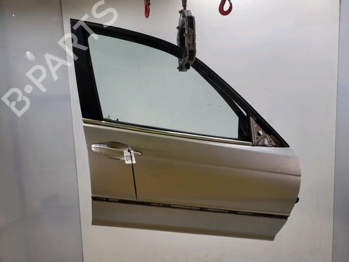 Porta frente direita BMW 3 (E46) 323 i (170 hp) 31749582