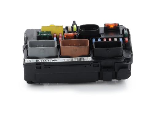 Used Fuse box Fuse box CITROËN C3 II (SC_) 1.4 HDi 70 (SC8HZC, SC8HR0, SC8HP4) (68 hp) 39763690 39763690