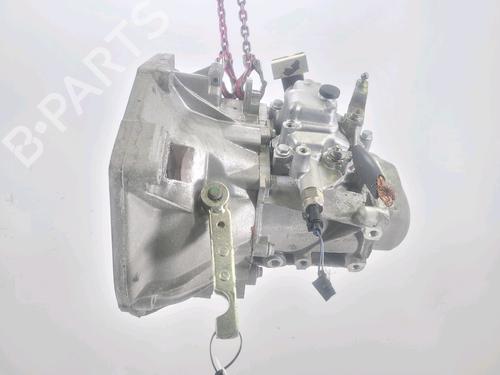 Getriebe für LANCIA YPSILON (312_) 1.2 (312.PXA1A, 312.YXA1A) (69 hp) 30632309