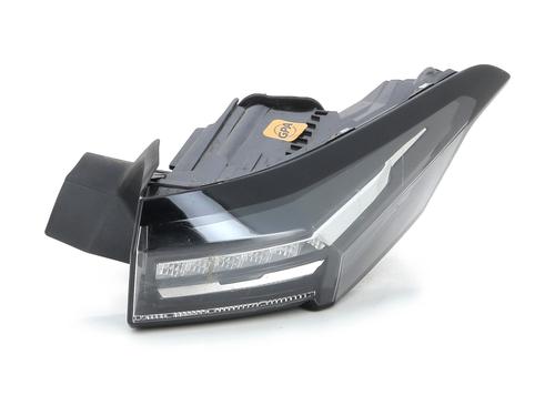 Right taillight PEUGEOT 308 III (FB_, FH_, FP_, F3_, FM_) Hybrid 136 (FPHPYC) | BP28834465C35 